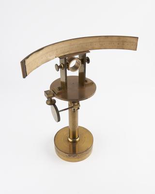 Telescope and scale, by Ruhmkorff, of Paris