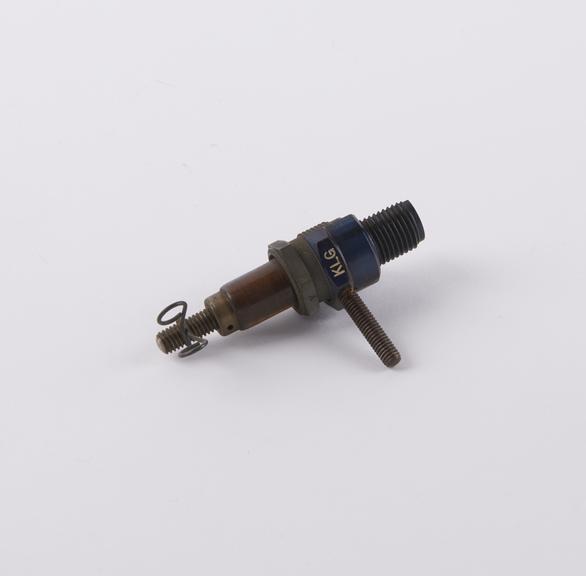 KLG Sparking Plug, V14/1 mounted on KLG plaque