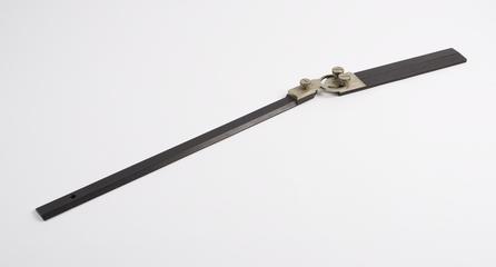 Farey's centrolinead