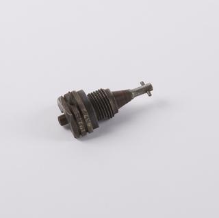 Slipper sparking plug
