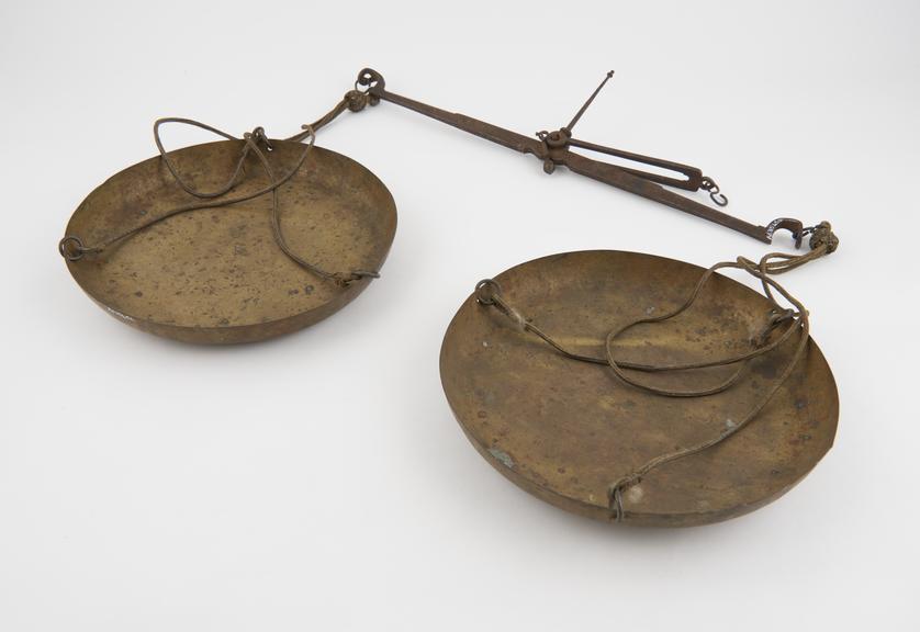 Scales, steel beam, brass pans, by Hux, possibly English