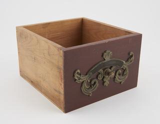 Replica drawer for a pharmacy cabinet