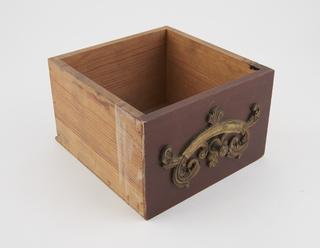 Replica drawer for a pharmacy cabinet