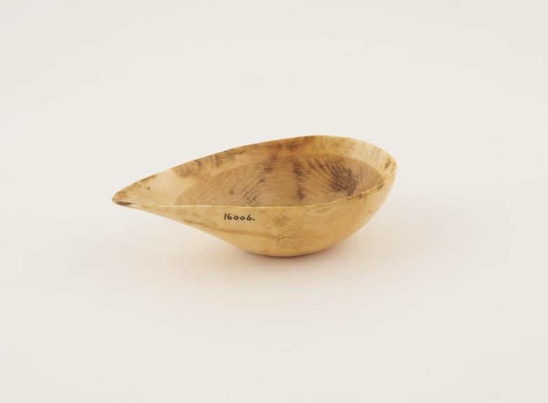 Ivory pap boat, open, unsigned, European, 1701-1800.