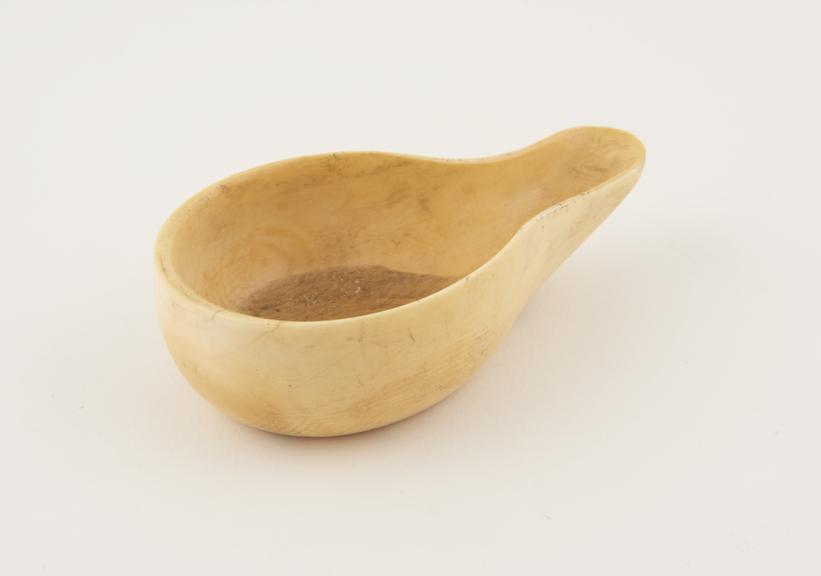 Ivory pap boat, open, European