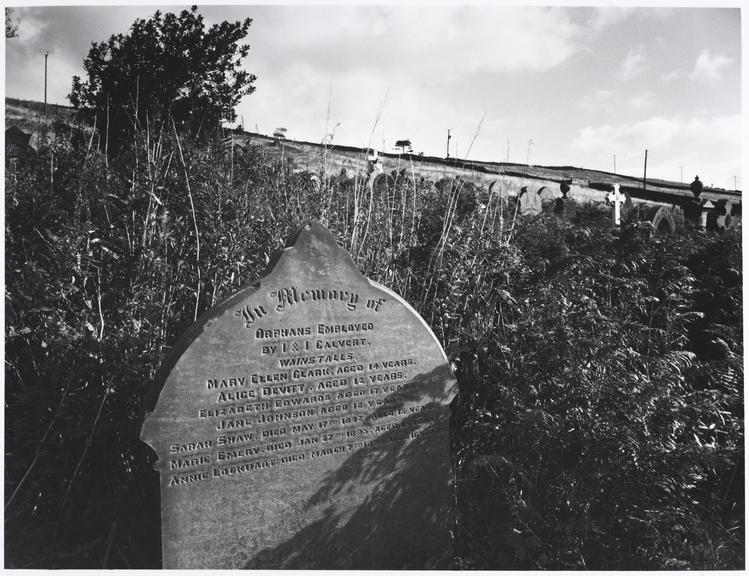 Orphan's Grave at Wainstalls, near Halifax