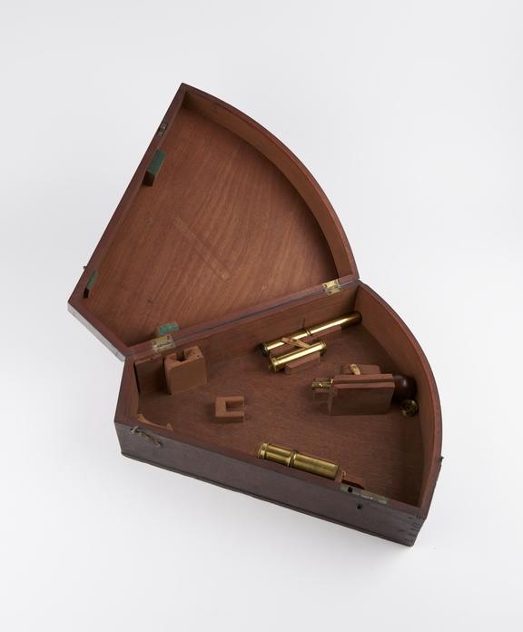 Mahogany keystone case with lock for Octant, Gilbert