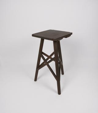 Tripod stand for Bifilar magnetometer