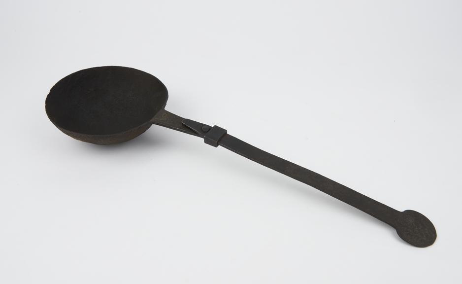 Iron ladle, with folding handle