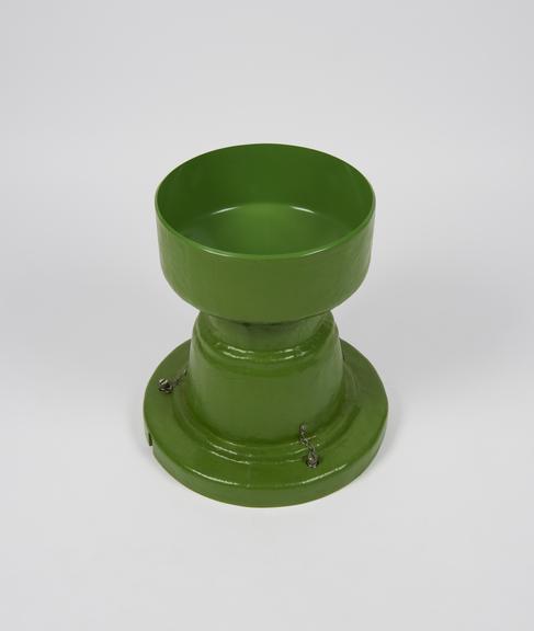 Met Office pattern tipping bucket rain gauge (Rain gauge)