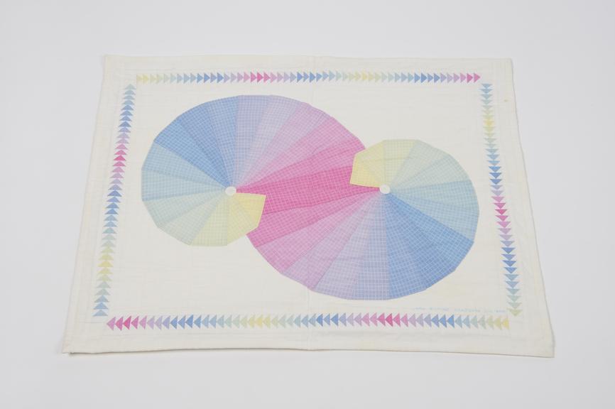 Wheel of Theodorus mathematical quilt | Science Museum Group