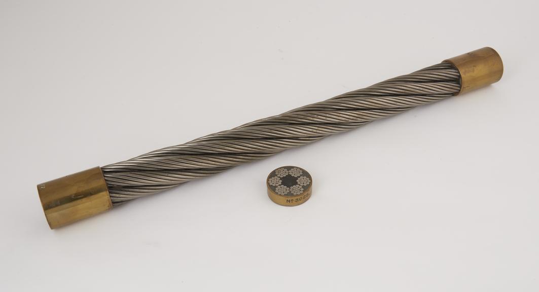 Sample of 4 1/2 circular round strand winding rope