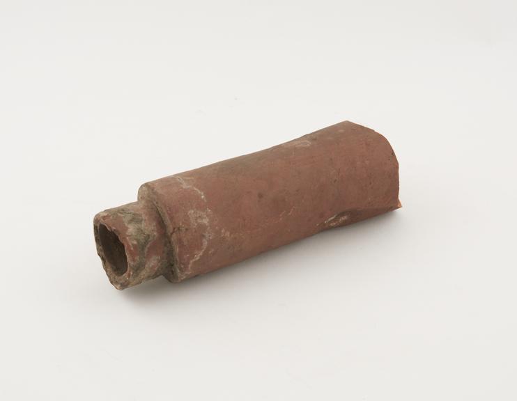 Red clay water-pipe