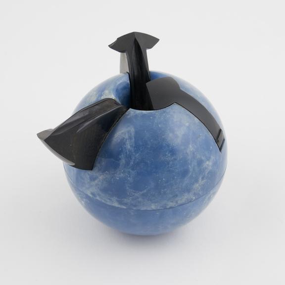 Spherical ash tray of blue marblised urea formaldehyde with