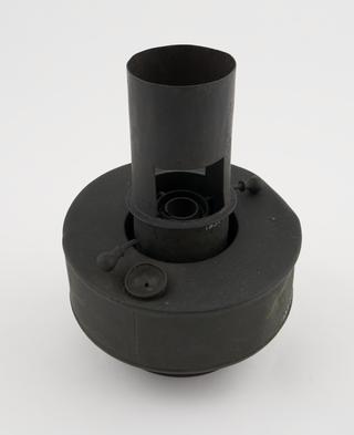 Component of vulcanising equipment used by Thomas Hancock