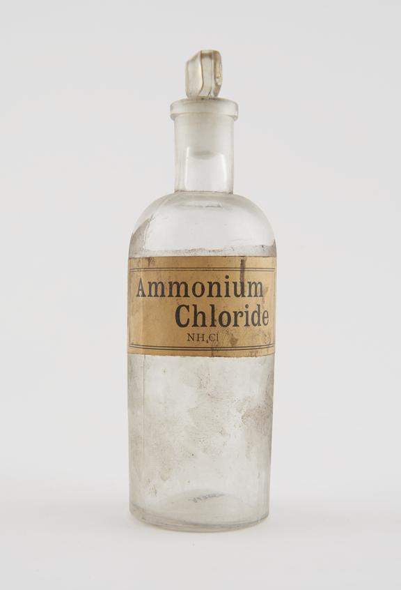 Bottle, shop round, clear glass, for ammonium chloride