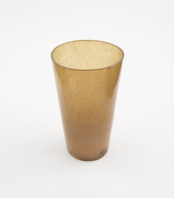 Horn tumbler, British (?), 1801-1900