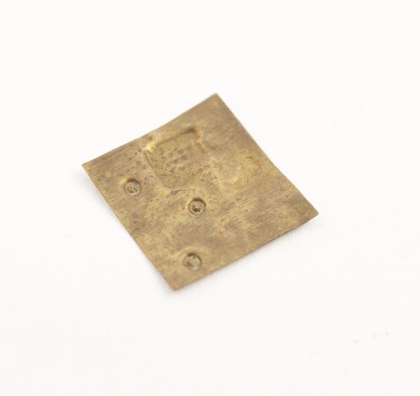 Rectangular brass 3 grain weight, English, 1850-1930