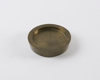 Indian weight, engraved with crown