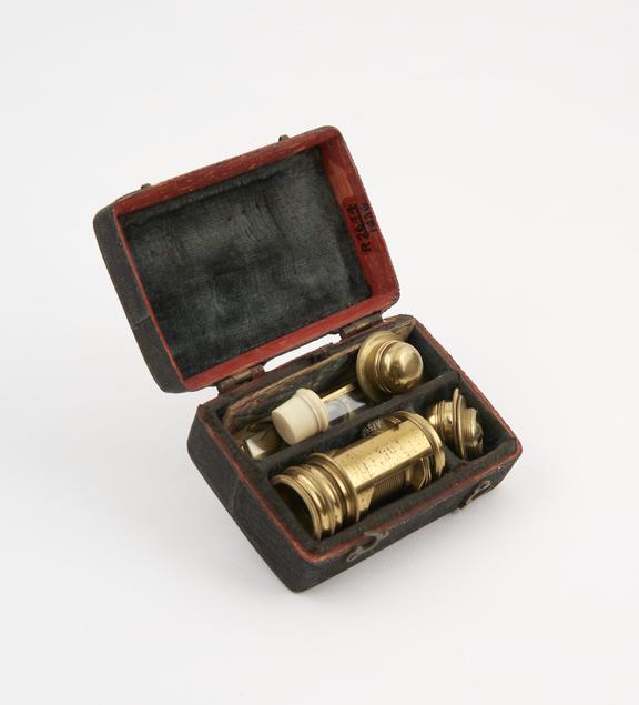 Screwbarrel microscope in case, English, late 18th century