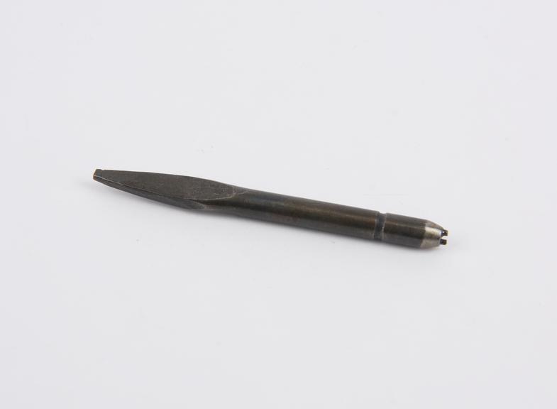 Plain-turn tapered flat-blade screw-driver bit: 1 of 10