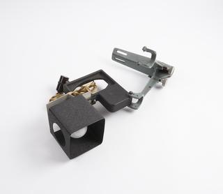 Microscope lamp, mounted on bracket
