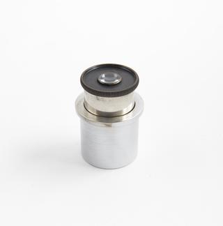 Huygenian eyepiece in loose fitting