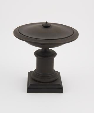 Blackwood shallow vase