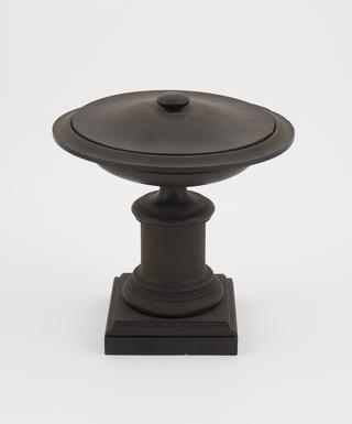 Blackwood shallow vase