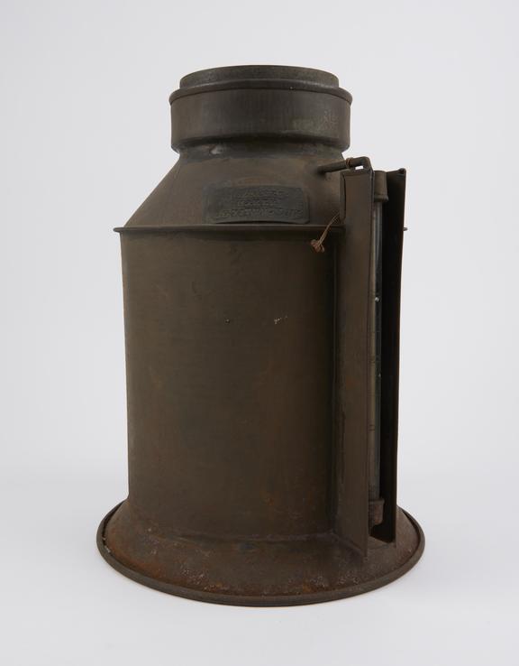 Vessel with gauge, tinplate and glass, C10