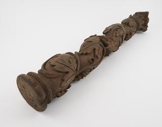 Decorative wooden pillar
