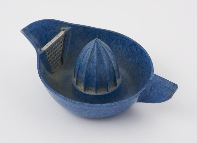 Lemon Squeezer in form of an  oil lamp