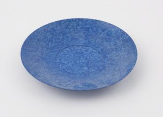 Saucer, blue urea formaldehyde