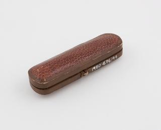 Amber cigarette holder