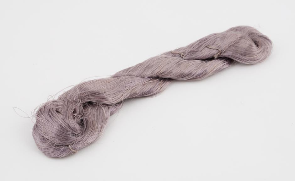 Grey lavender viscose skein with associated label Mr Heaven