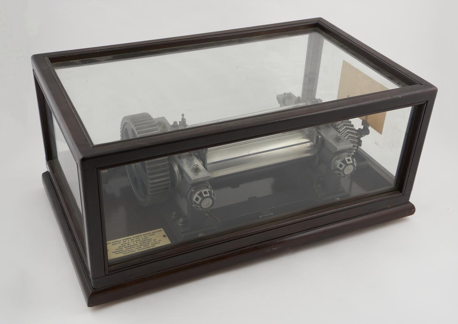 Model, scale 1:12 of a single geared rubber mixing machine | Science ...