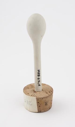 Bulb shaped ceramic mould