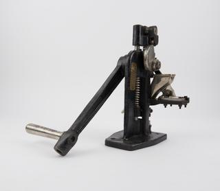 Tablet making machine, London, England, 1901-1920