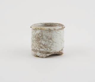 Earthenware dispensing pot
