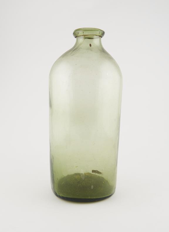 Green glass bottle, Europe, 1750-1890