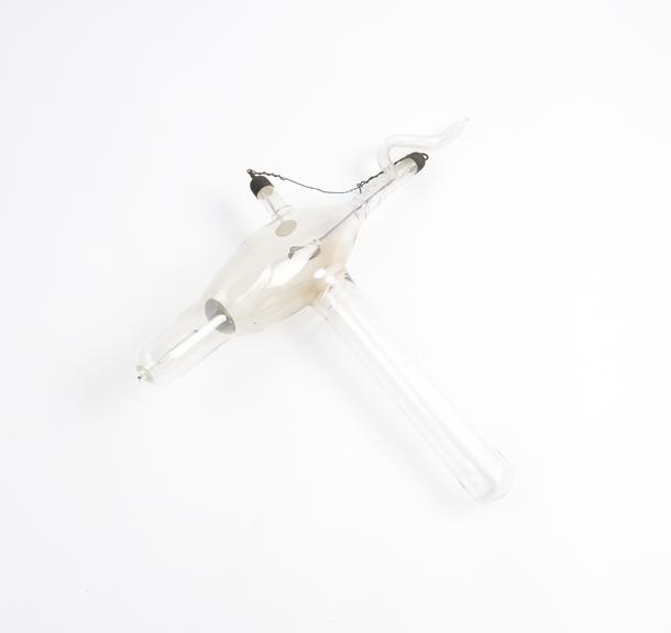 Lead glass gas x-ray tube with 1 inch diameter soda glass