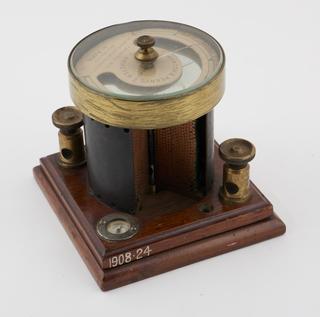 Ayrton and Perry direct reading spring ammeter