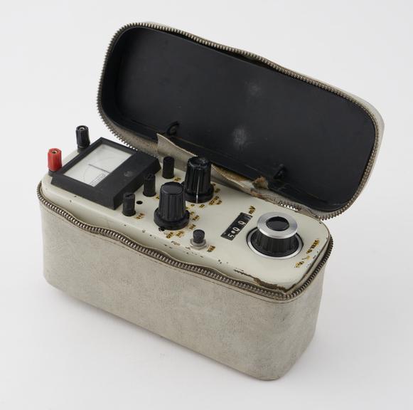 original Earley' Pocket Calibrating Potentiometer, 1971