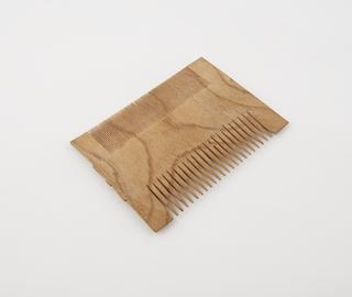 Wooden comb, double sided, from Ecuador, 1800-1920