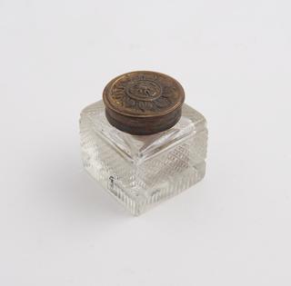 Glass bottle