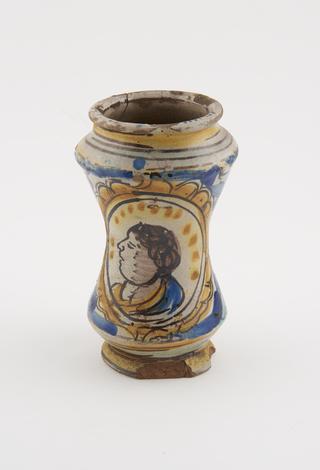 Albarello vase
