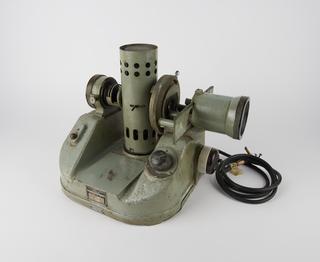 Spekker photo-electric absorptiometer made by Adam Hilger Ltd.