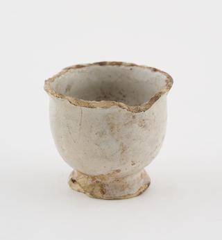 Earthenware dispensing pot