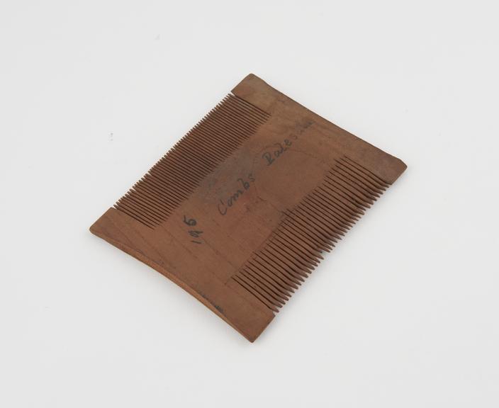 Double-sided wooden comb, from Palestine, 1801-1920