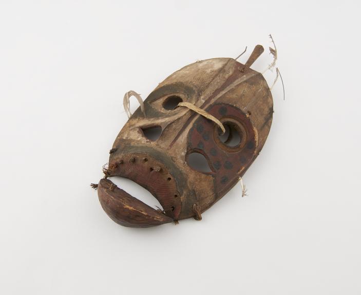 Wooden Eskimo mask with articulated jaw